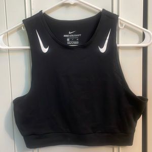 Nike Womens Shirt Medium AeroSwift Running Runner Lightweight Ladies (size S)